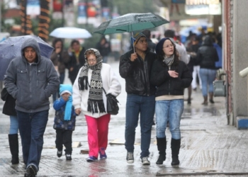 Monterrey, N.L. 26 de Diciembre de 2013
Frente frio que llego a la ciudad y que durara todo el fin de semana
FOTO: JORGE LOPEZ/MILENIO