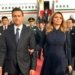 BEIJING, REPÚBLICA POPULAR CHINA, 10NOVIEMBRE2014.- Acompañado por su esposa, Angélica Rivera de Peña, el Presidente de México, Enrique Peña Nieto, arribó hoy a esta nación donde participará en la Cumbre de Líderes de APEC y llevará a cabo una Visita de Estado. El primer mandatario fue recibido por el alcalde de Beijing, Wang Anshun.
FOTO: PRESIDENCIA /CUARTOSCURO.COM