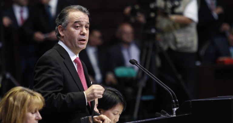 MÉXICO, D.F., 06JUNIO2014.- El senador Raúl Cervantes, durante la bienvenida e inauguración del World Summit of Legislators que se celebra este fin de semana en la Cámara de Diputados.
FOTO: RODOLFO ANGULO /CUARTOSCURO.COM