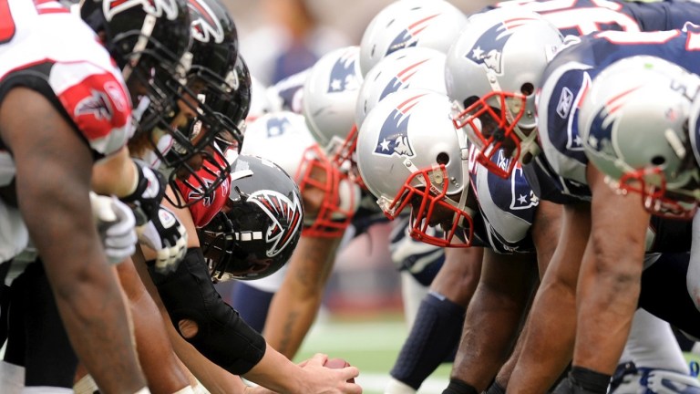 FOXBORO, MA - SEPTEMBER 27: A general view of the line of scrimmage before the snap during the game between the New England Patriots and the Atlanta Falcons on September 27, 2009 at Gillette Stadium in Foxboro, Massachusetts. (Photo by Rob Tringali/Sportschrome/Getty Images)