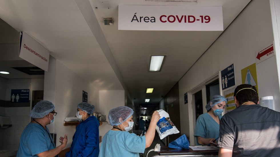 200531016. Ciudad de México, 31 May 2020 (Notimex-Karen Melo).- El Hospital Juárez de México es una de las principales unidades receptoras de enfermos del nuevo coronavirus. Al interior se realizan pruebas COVID-19 para el personal médico que presente síntomas, mismas que se envían a laboratorios para su análisis. Ciudad de México, 27 de mayo del 2020. NOTIMEX/FOTO/KAREN MELO/KMG/HTH