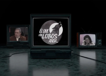 El que con lobos anda